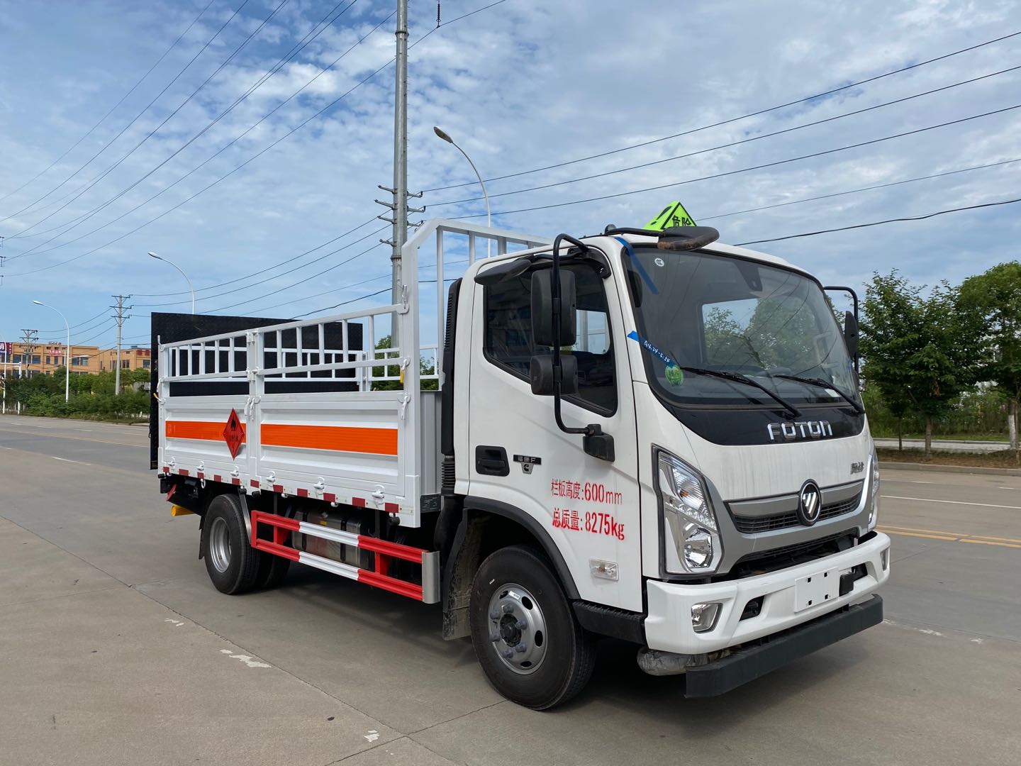 楚勝牌CSC5088TQPB6型氣瓶運輸車