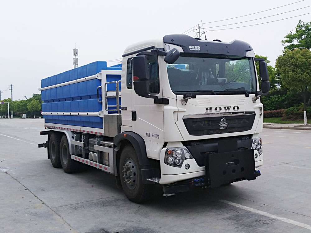 楚勝牌CSC5256TCX6ZZ型除雪車