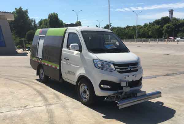 楚勝牌CSC5030TYH6SC型路面養(yǎng)護(hù)車